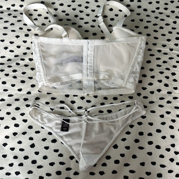 Victoria Secret Holiday Sparkle Set (limited edition Holiday 2016) - Picture 6 of 6